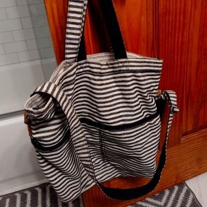 Thirty-One slouch bag!